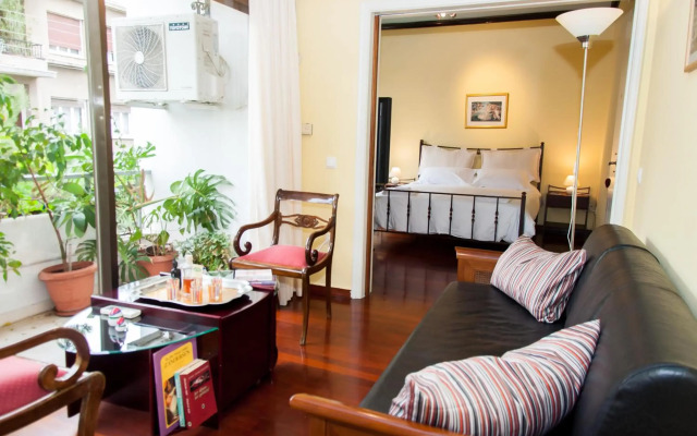 Stephany Apartment