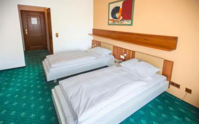 Hotel & Restaurant Ernst