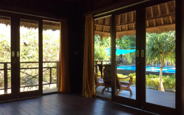 Sunset Villa & Cafe Lembongan