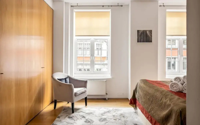 Park Lane 4-bed Huge Designer pad