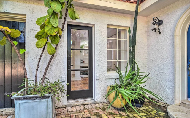 South Tampa Studio in Desirable Historic District!