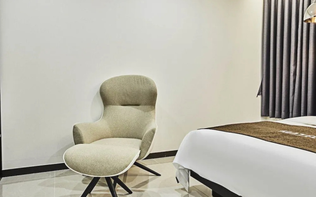 Osan Hotel D Benikea