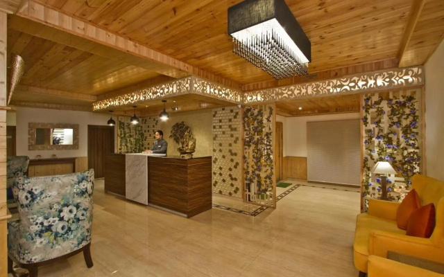 Hotel Avishi Greens