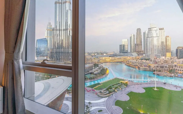 Skyline Majesty - Burj Khalifa and Fountain views