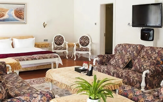 New Sun International Hotel