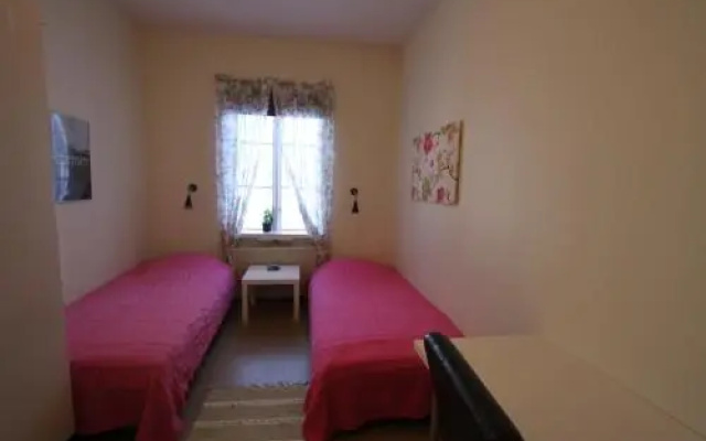 Brukshotellet Roma B&B