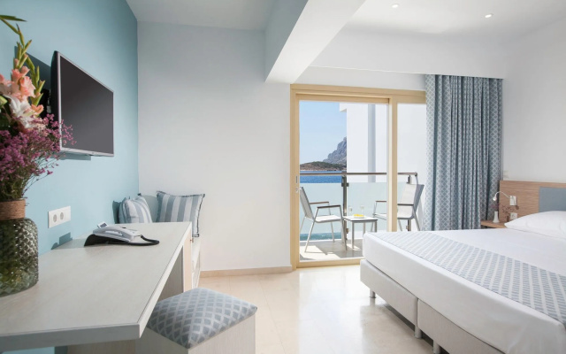 Zephyros Hotel