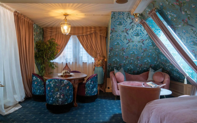 Charmante Skostredet Hôtel
