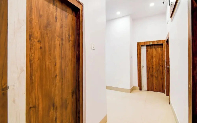 Fabhotel Adhiraj Inn