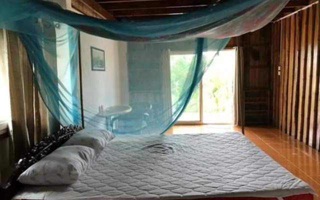 Coconut Blvd Resort