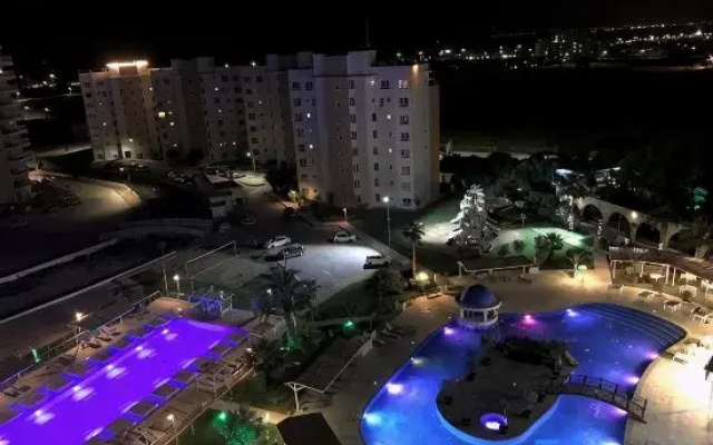 Alexius Pool Apartments