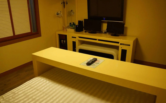 Castle Motel Iksan