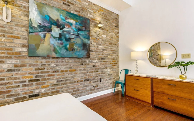 1832 Airy 4 BR in Garden District