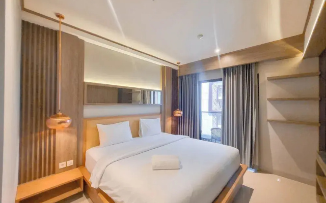 Warm And Minimalist Studio Apartment At Patraland Amarta