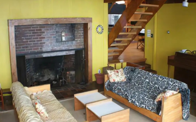 Kelley Point - Three Bedroom Home