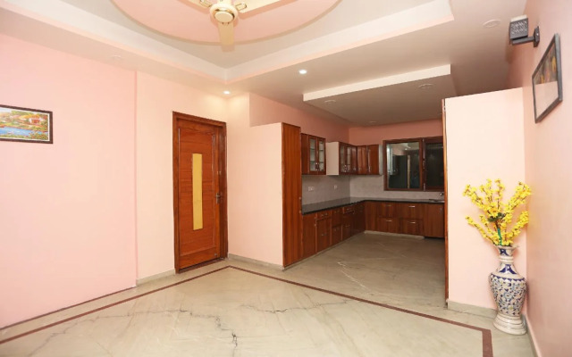 OYO Rooms Ghaziabad Railway Station 2