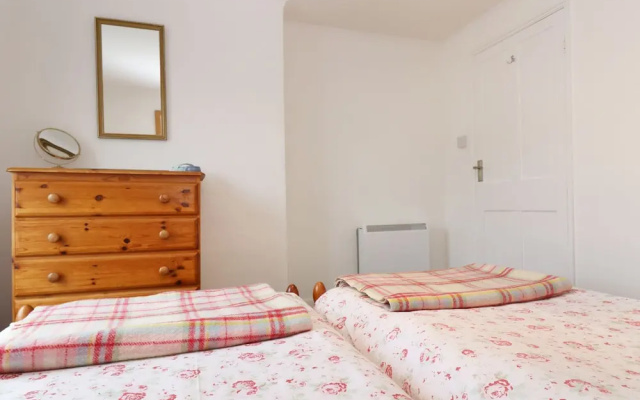 4 Elm Terrace