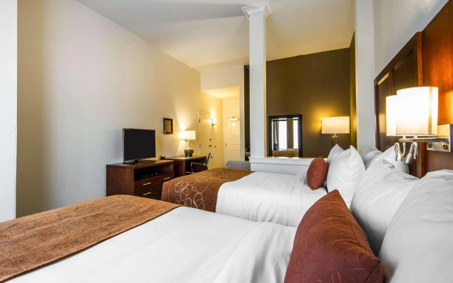 Comfort Suites Woodland - Sacramento Airport