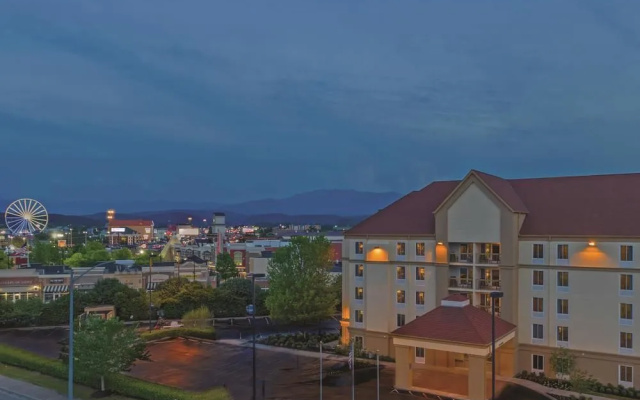 La Quinta Inn & Suites Pigeon Forge