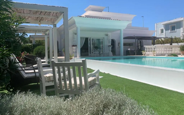 White House Luxury Hospitality