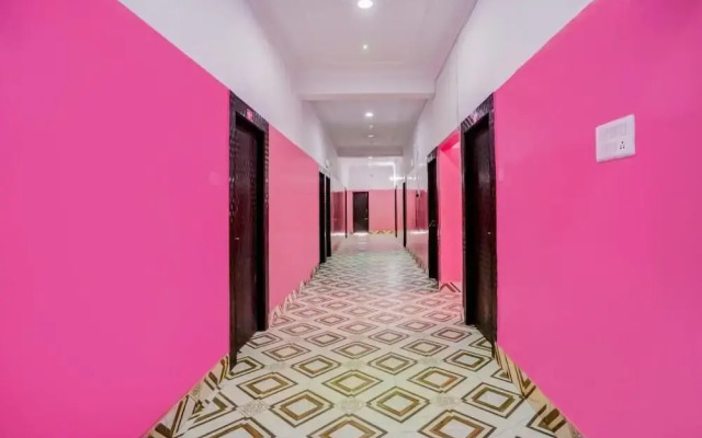 Hotel Om Palace & Banquet Hall