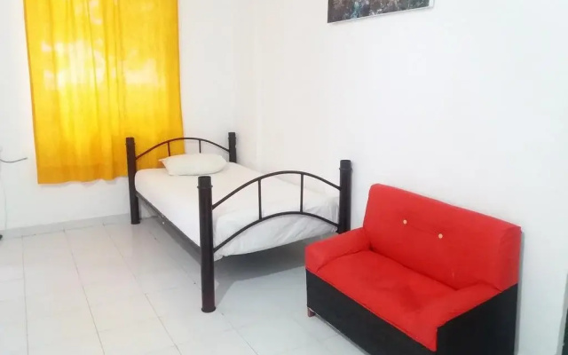 Loft 10 Hostel