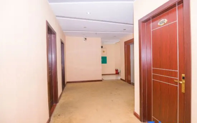 Yuheng Business Hotel (Baise Urban And Rural Road)