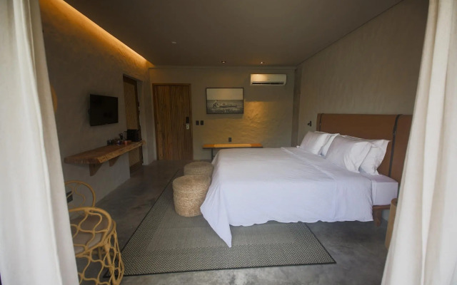 Makena Hotel