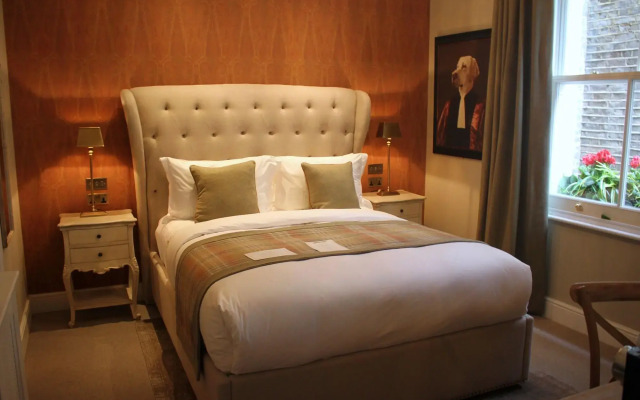 The Hayden Pub & Rooms