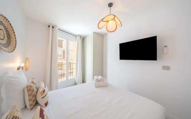 Apartment Place des Lices -2bdr/6p- Saint Tropez