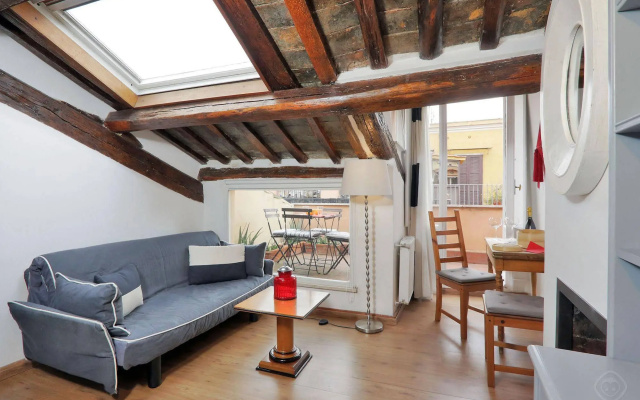 Trevi Fountain apartments