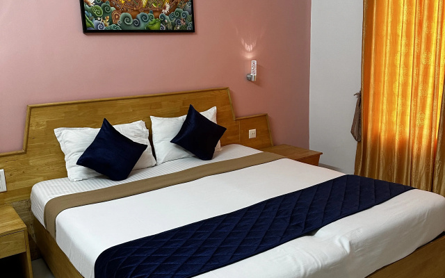 Opalo Kailas Kovalam