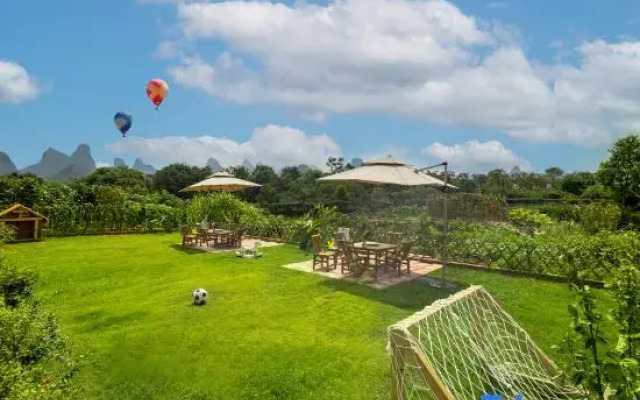 Yangshuo Linshuiwan Homestay (Shili Gallery Yulonghe)