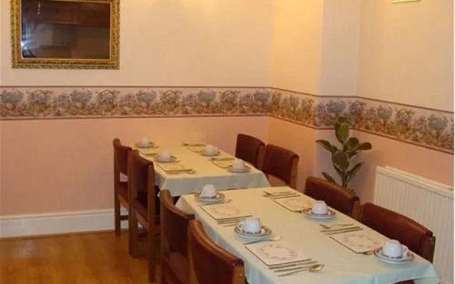 Belmont Hotel