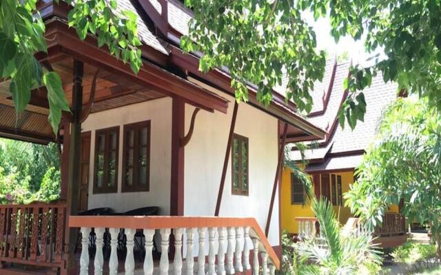 Отель Island Spa Resort вид на фасад