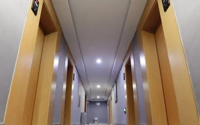 Shankee Hotel (Yanggu Railway Station Qinghe East Road)(尚客优酒店(阳谷火车站清河东路店))