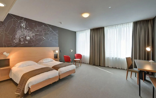 SwissTech Hotel