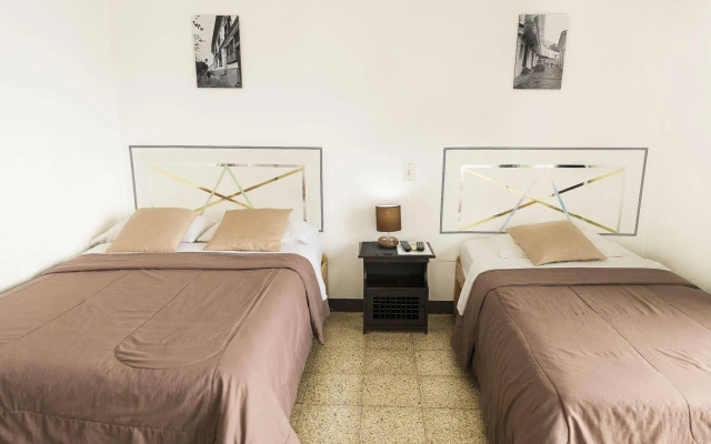 Casa De Romero