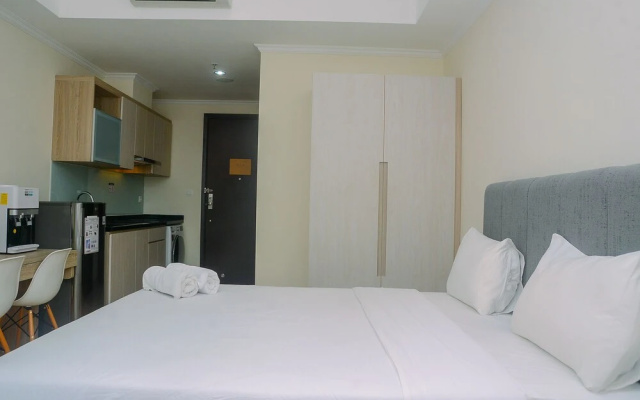 Elegant and Stylish Studio Menteng Park Apartment