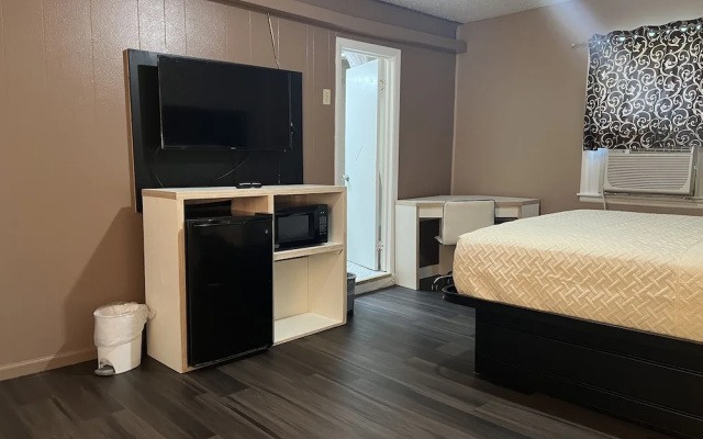 Laci's Country Inn