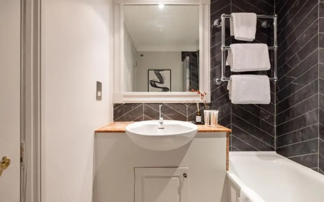 The Kensington Wonder - Stunning 2bdr Flat With Patios