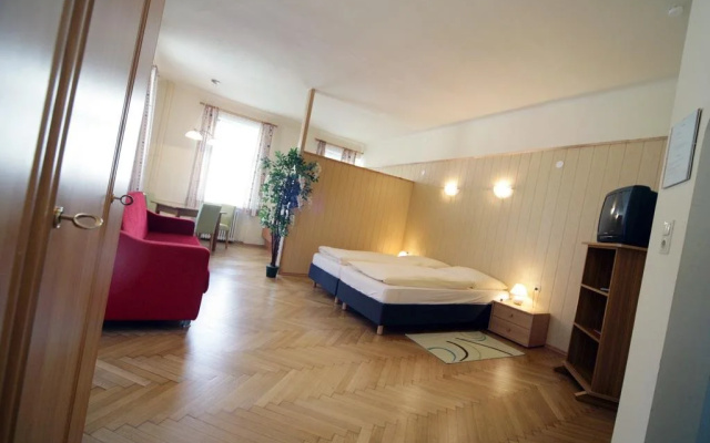 Pension Zuser