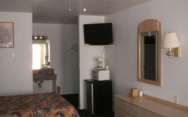 Camlot Inn