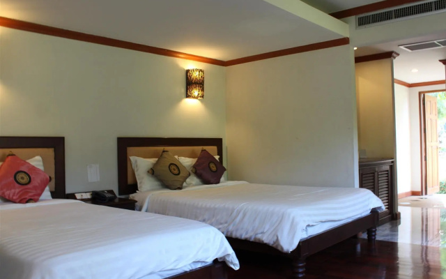 Saensukkho Green Hotel & Resort