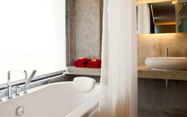 The Now Hotel