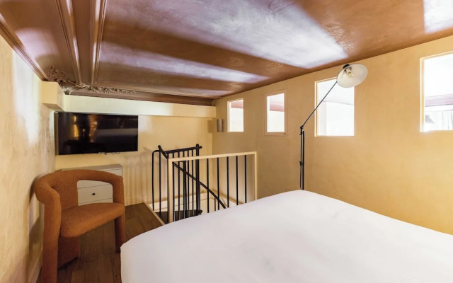 Exclusive Hotels
