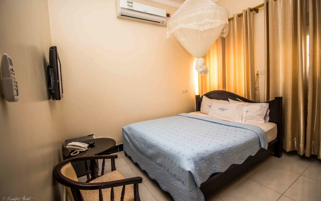 Innophine Hotel 790
