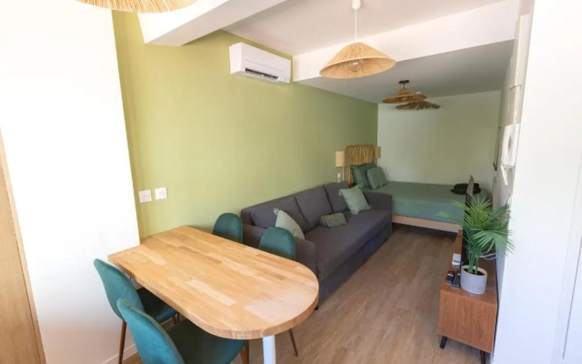 Au Bali Studio