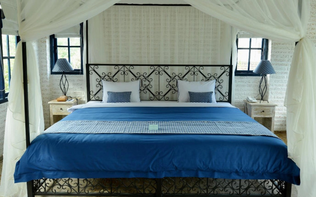 Artemis Villa and Hotel