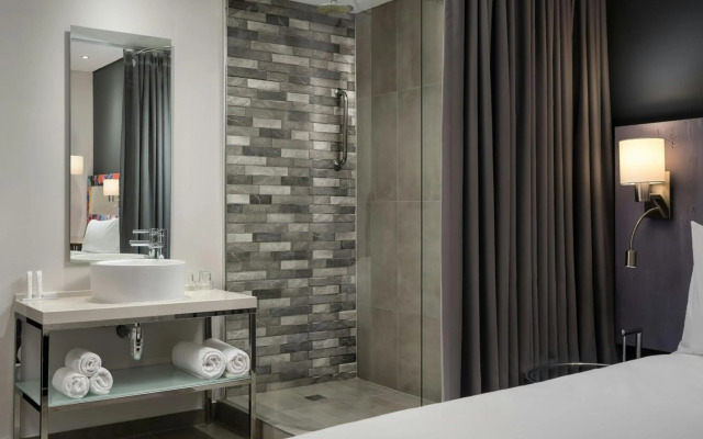 Protea Hotel Fire & Ice by Marriott Cape Town